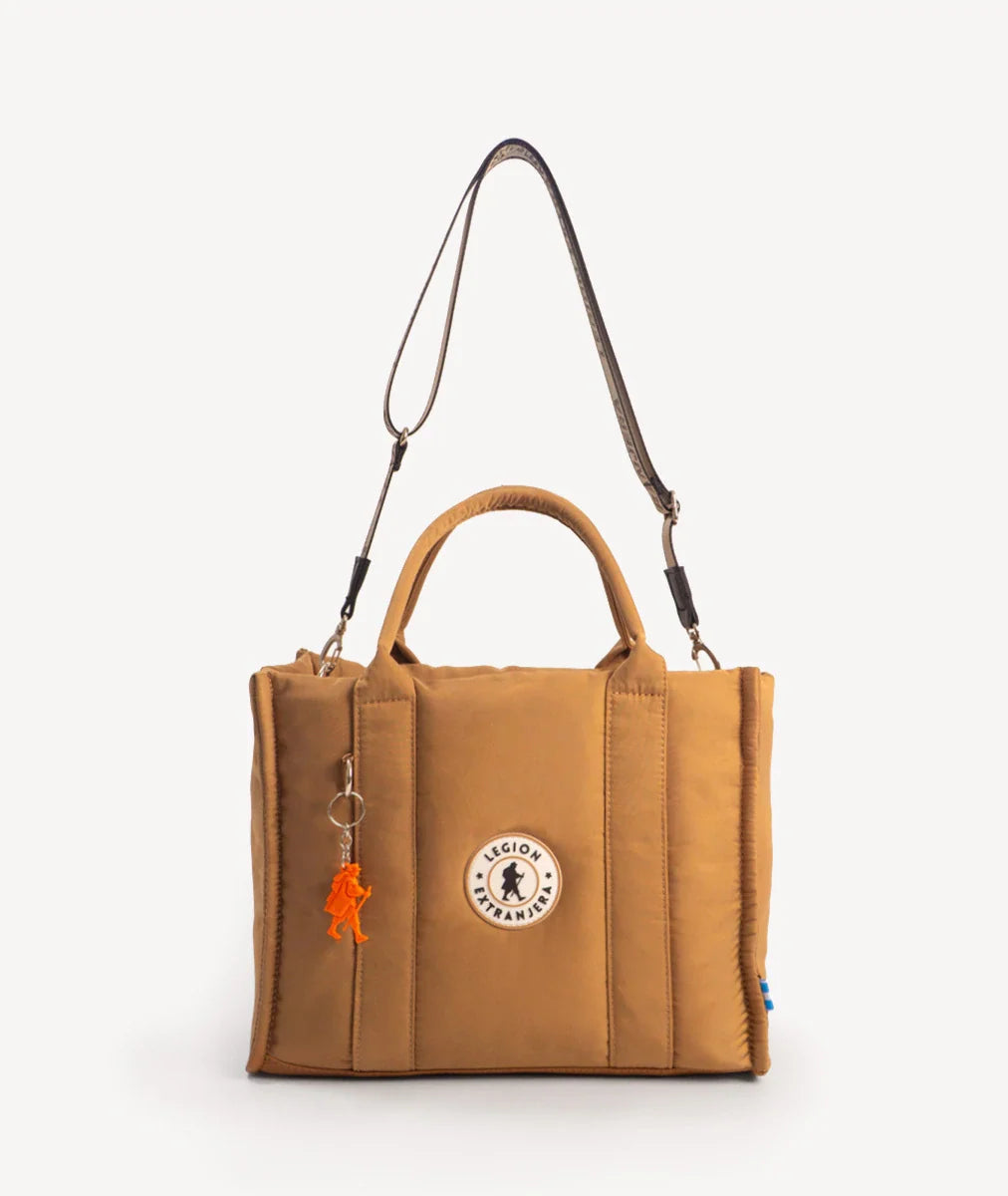 TOTE CITY M ALMOND