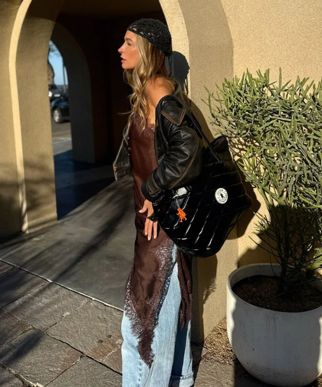 TOTE MAXIMA QUEEN NEGRO