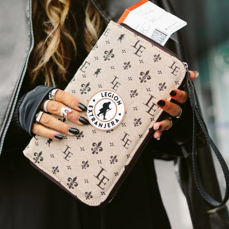 PORTA PASAPORTE AMELIE BEIGE