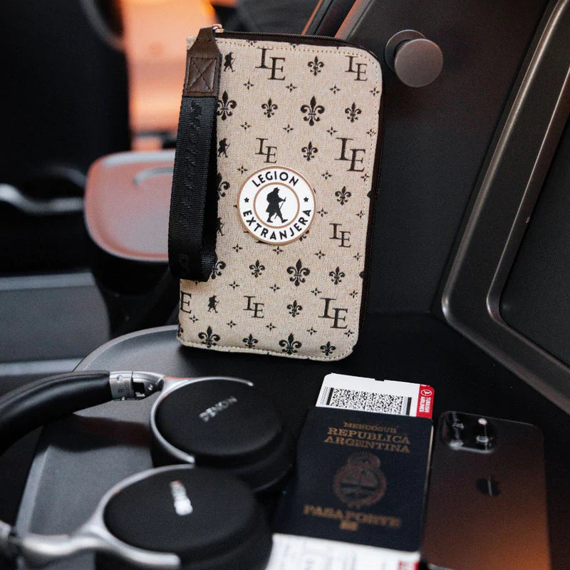 PORTA PASAPORTE AMELIE BEIGE