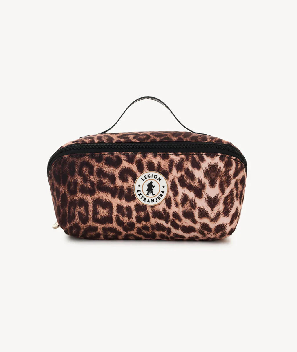 NECESER HONG KONG M ANIMAL PRINT