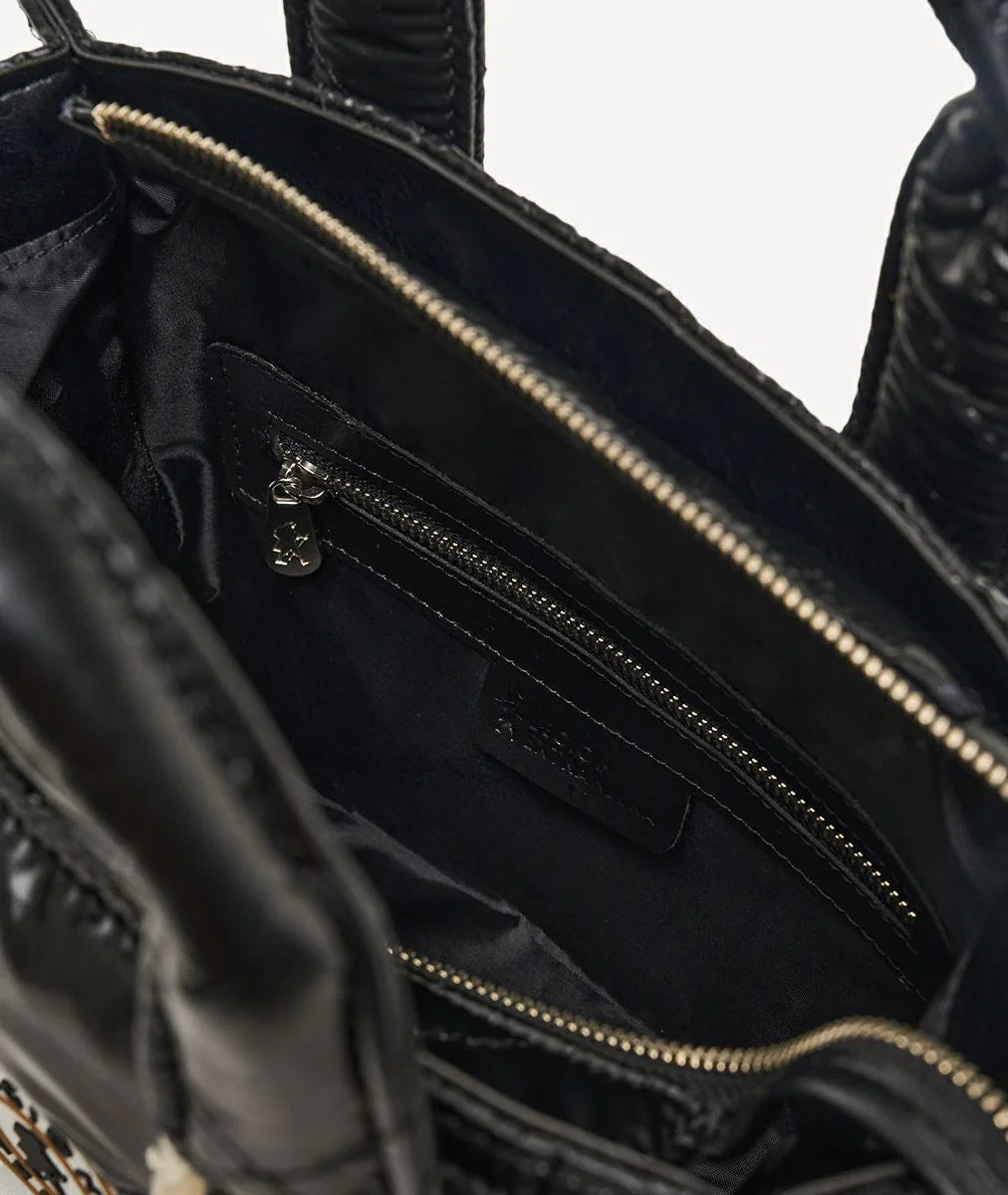 TOTE CITY S DONNA TEDDY
